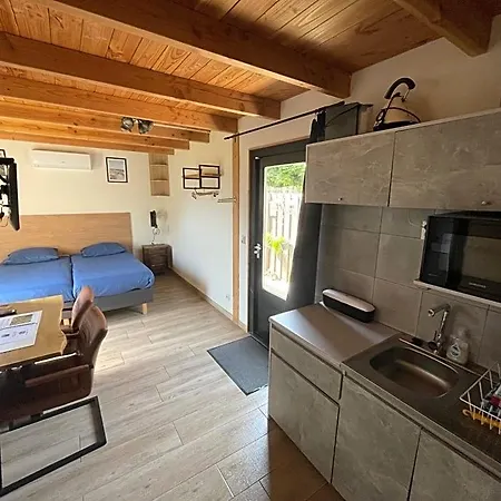 Bed & Breakfast Bed & Bike Gasthuus Texel 3*